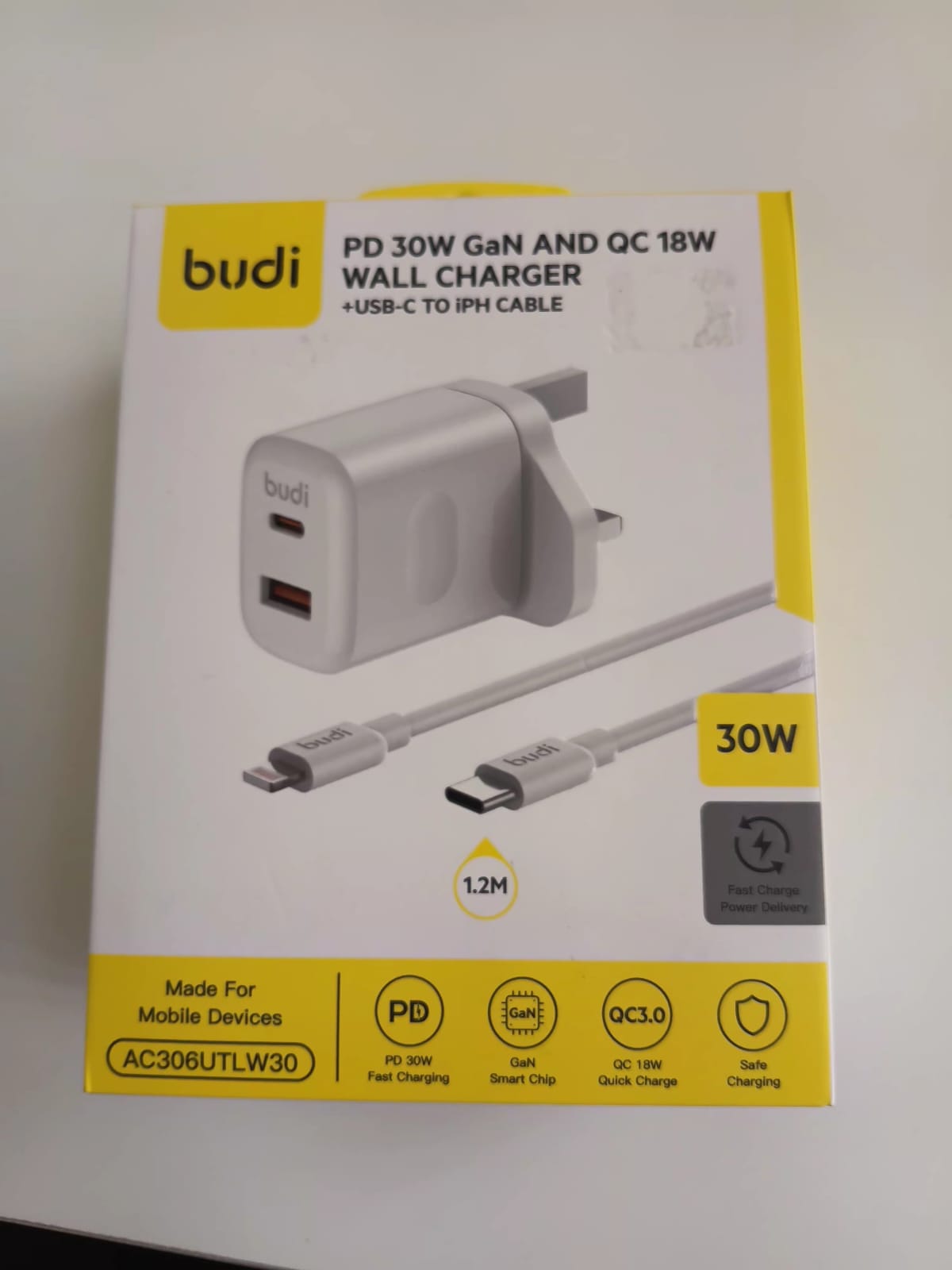 BUDI PD 30W GaN AND QC 18W WALL CHARGER +USB-C TO iPH CABLE