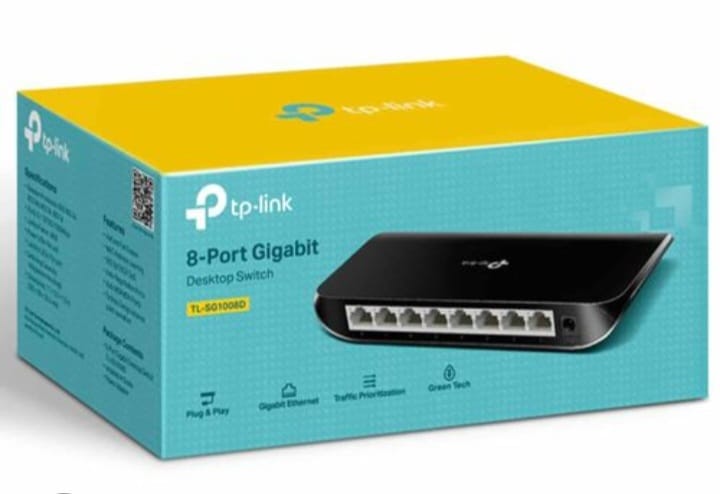Tp-Link SQ 1008D port Gigabit destop switch.